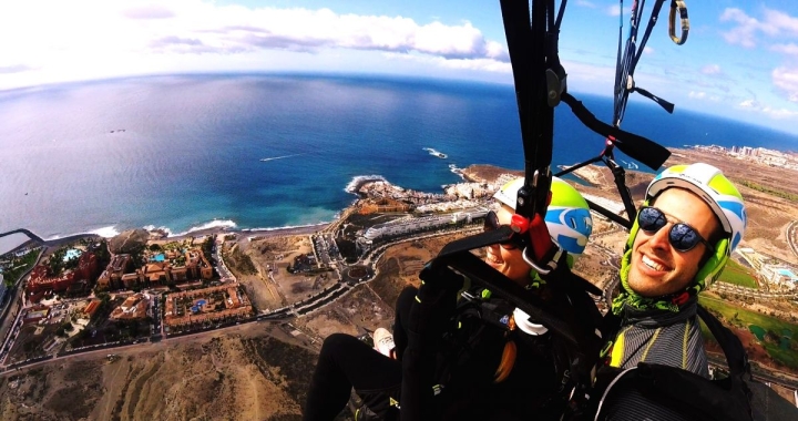 Paragliding gold flight Roque del Conde